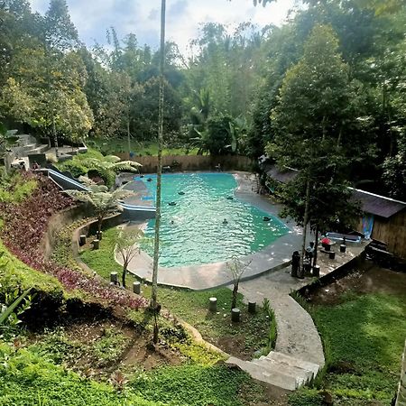 Lingkung Park Tetebatu Apartment ภายนอก รูปภาพ